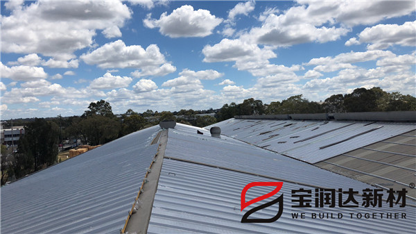 寶潤(rùn)達(dá)聚氨酯屋面板
