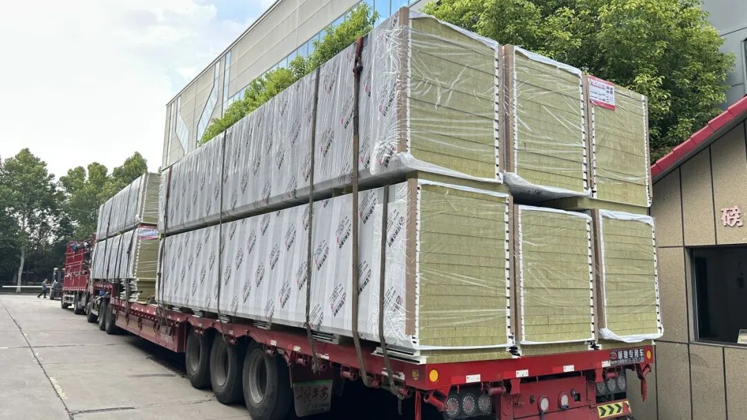 寶潤達聚氨酯封邊巖棉板 寶潤達聚氨酯封邊巖棉板